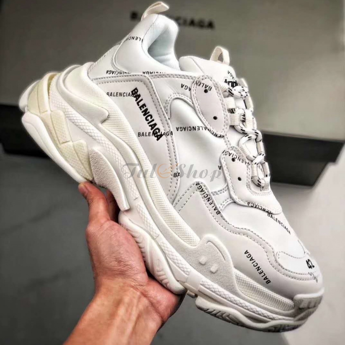 Balenciaga Triple S